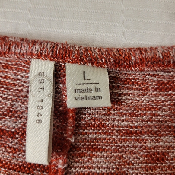 Donated! EST. 1946 Womens Heather Red Button Back Leather Elbow Patches sz L - Picture 2 of 10